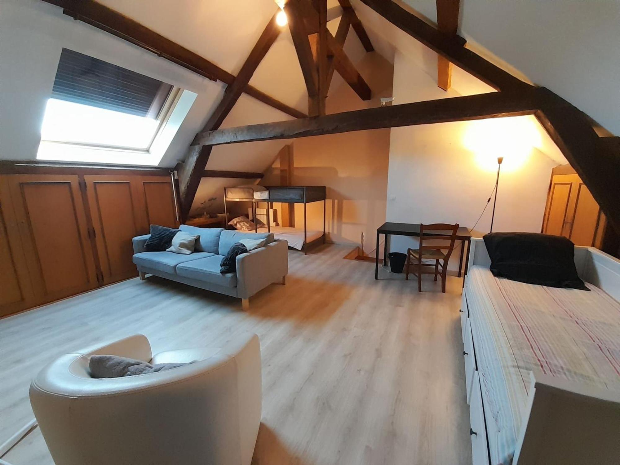Les Anciennes écuries du Château Vatan Extérieur photo