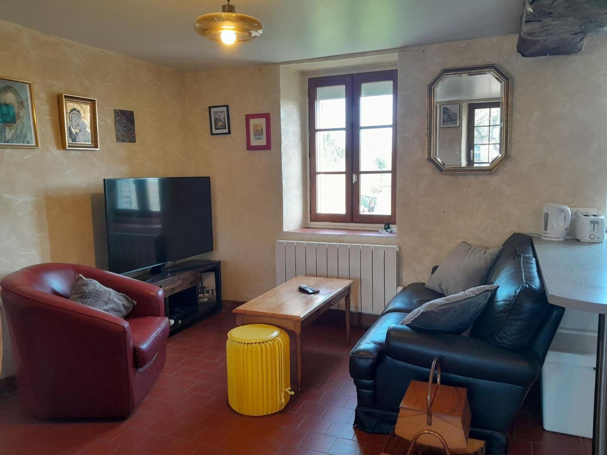 Les Anciennes écuries du Château Vatan Extérieur photo